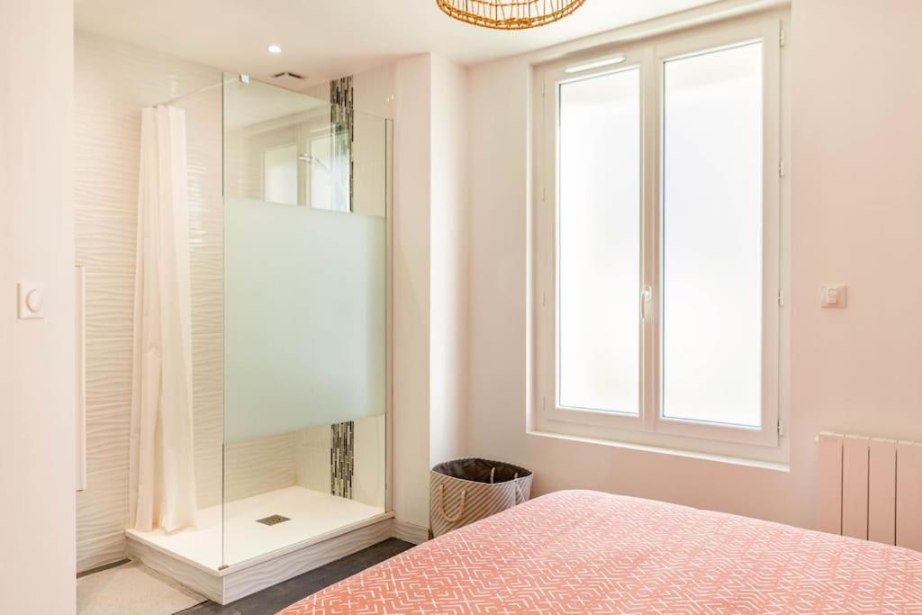 Maison Tourangelle Chic & Cosy Avec Cour Tours Exterior foto